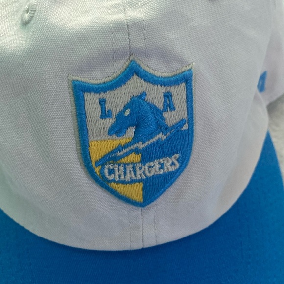 - 🏈NFL 47 Los Angeles Chargers, Legacy NFL Cap - Picture 2 of 7